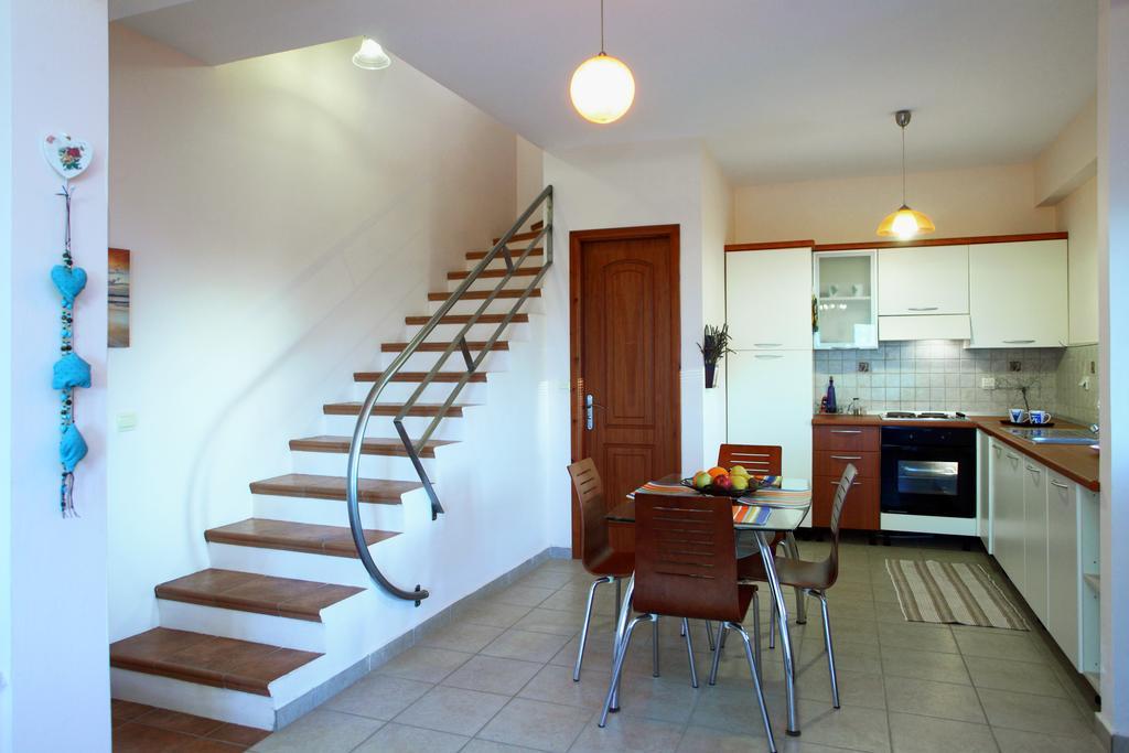 Orizzonte Apartments Lefkada Apolpaina Exterior photo