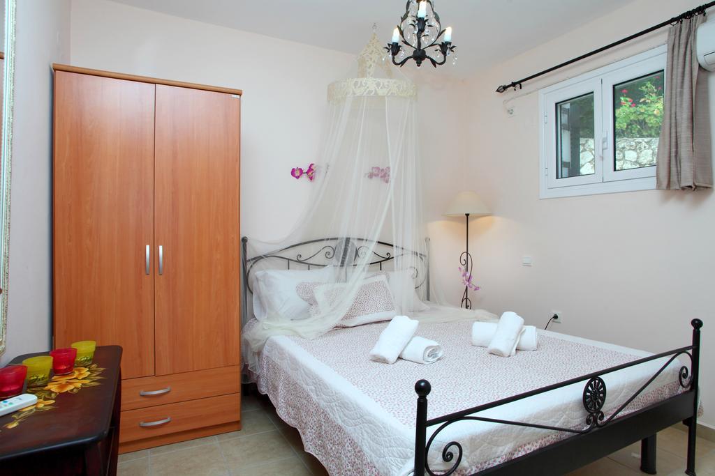 Orizzonte Apartments Lefkada Apolpaina Exterior photo